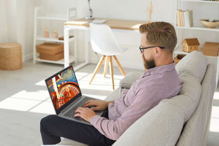Staying safe when gambling online